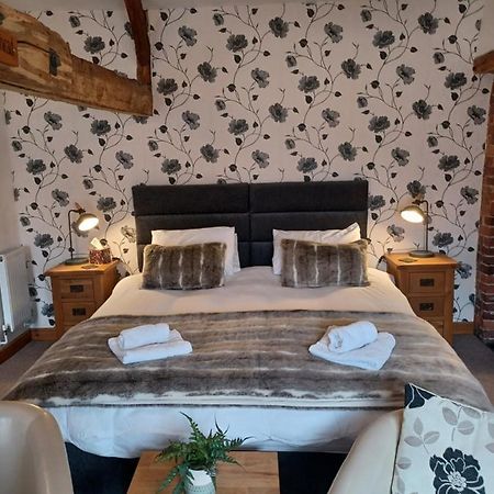The Bear Bed & Breakfast Rhayader Exterior foto