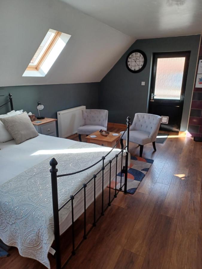 The Bear Bed & Breakfast Rhayader Exterior foto