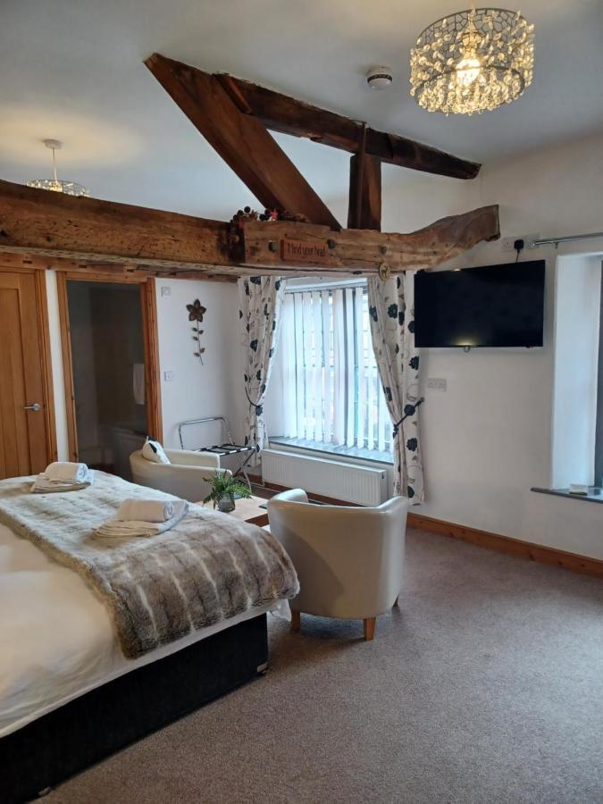 The Bear Bed & Breakfast Rhayader Exterior foto