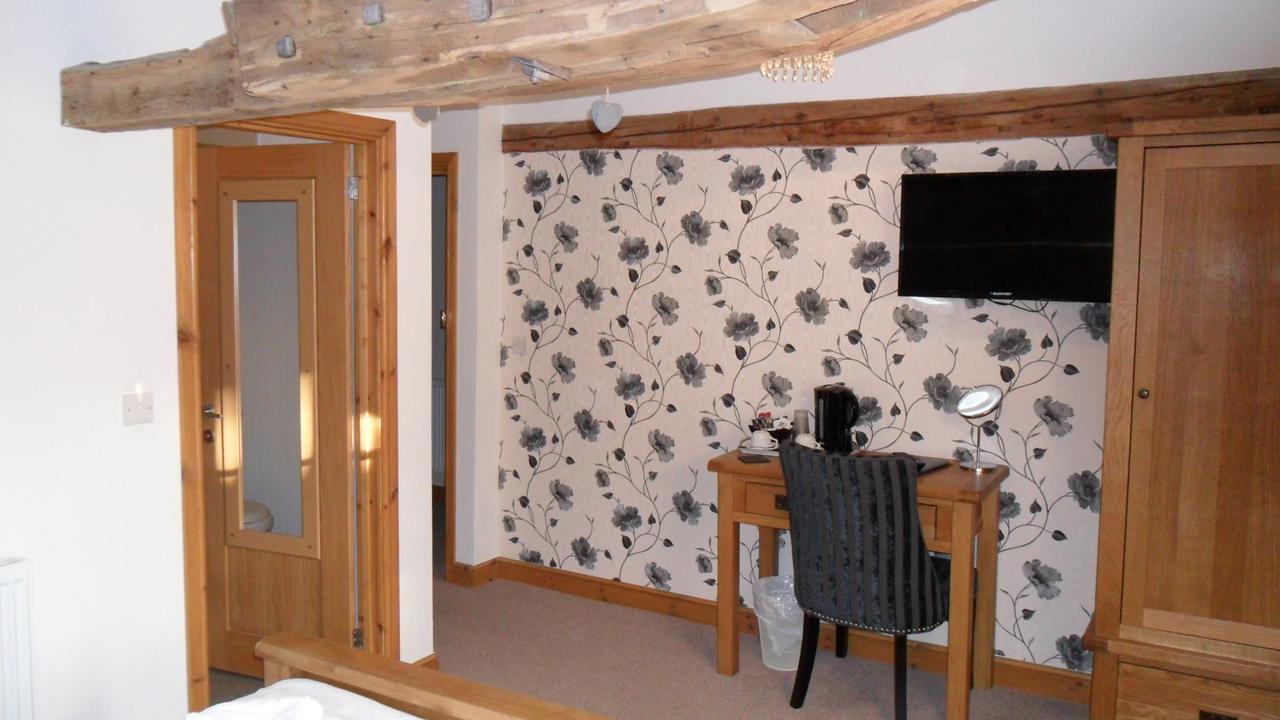 The Bear Bed & Breakfast Rhayader Exterior foto