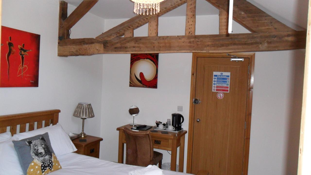 The Bear Bed & Breakfast Rhayader Exterior foto