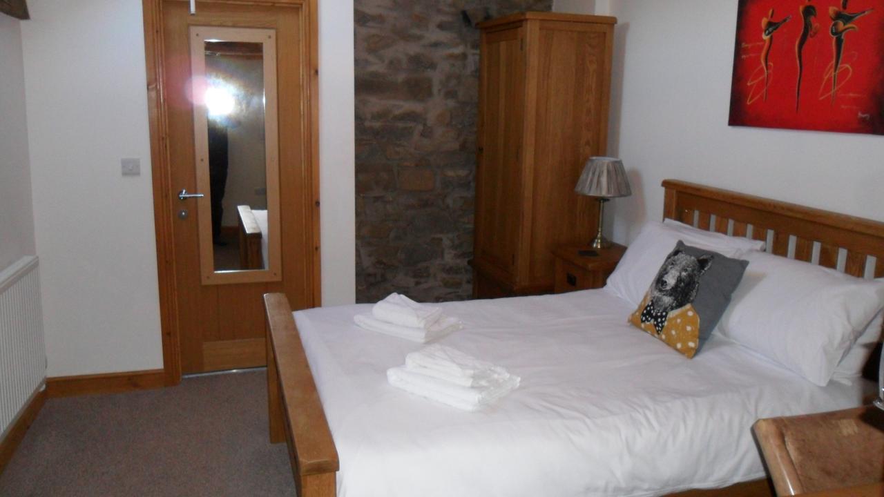 The Bear Bed & Breakfast Rhayader Exterior foto