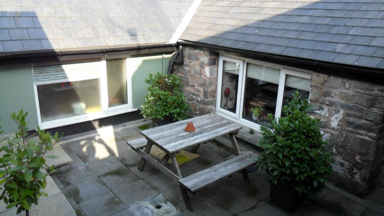 The Bear Bed & Breakfast Rhayader Exterior foto